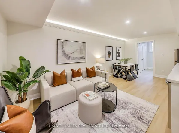 21 Rolyat St, Toronto, ON M6J 1S5