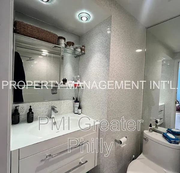 182 Gay St #706 — Photo 14