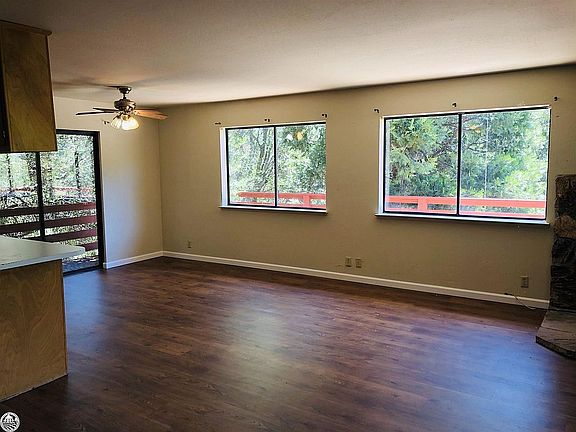 5th image of 12914 Mueller Dr #2/76