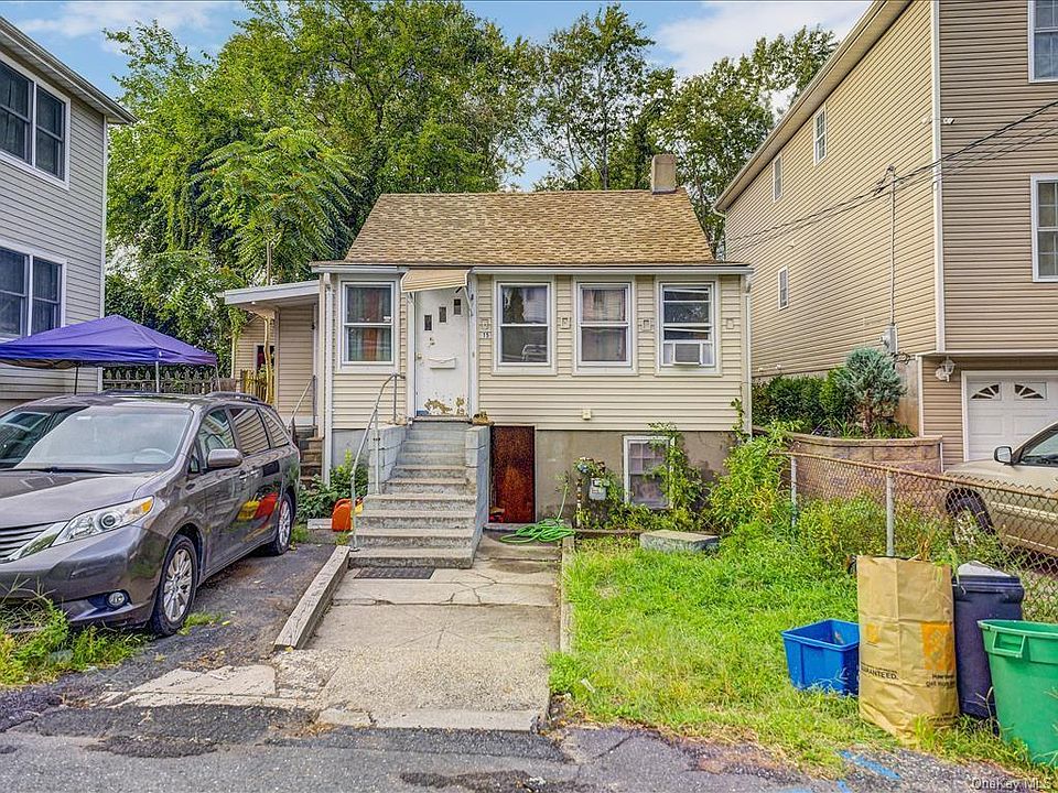 1st image of 15 Warren Ave