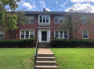 7464 Delmar Blvd #2E, Saint Louis, MO