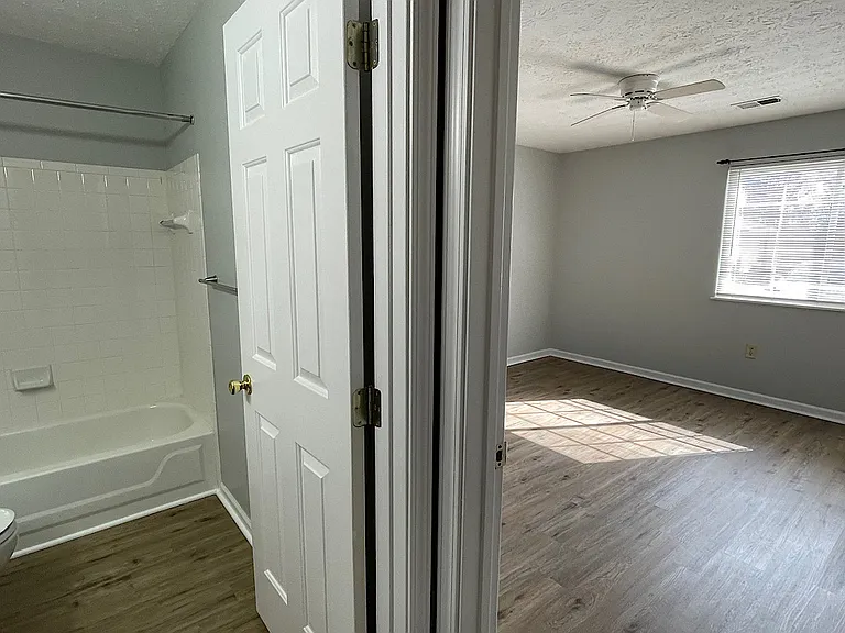 8314 Glenwillow Ln #101 — Photo 17