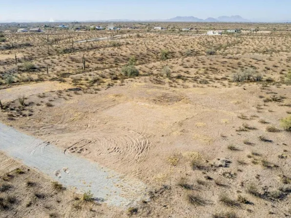 3000 N 334th Avenue #7, Tonopah, AZ 85354