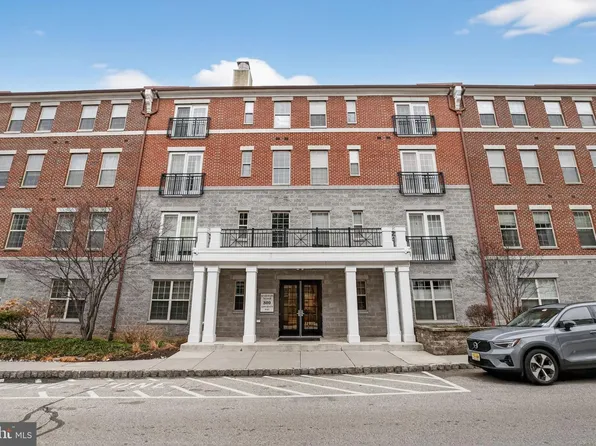 800 Admirals Way Unit 1836, Philadelphia, PA 19146