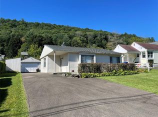 147 Rosedale Dr, Binghamton, NY 13905