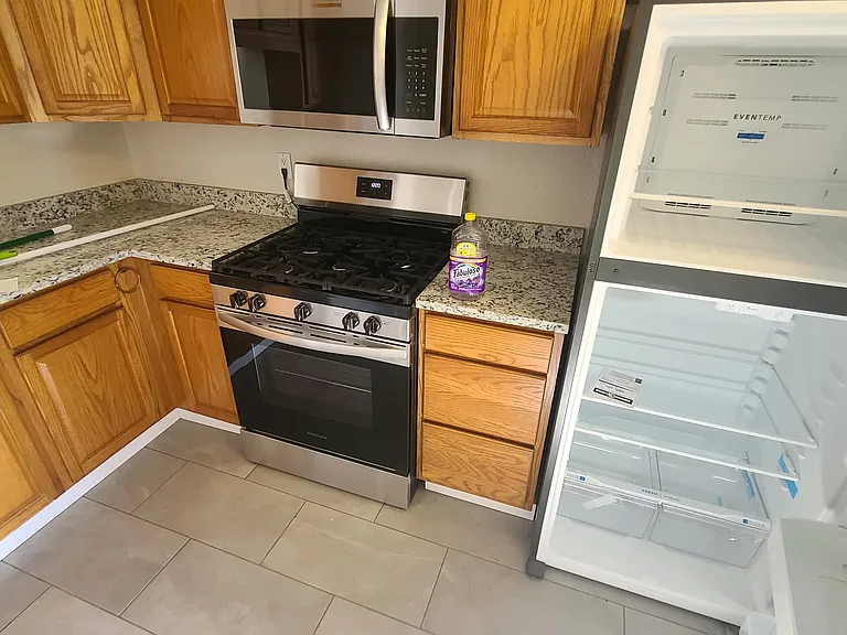 1160 Monitor Dr — Photo 3