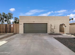 2912 S Price Rd, Tempe, AZ 85282