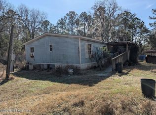 106 LAKE SHORE Road, Interlachen, FL 32148