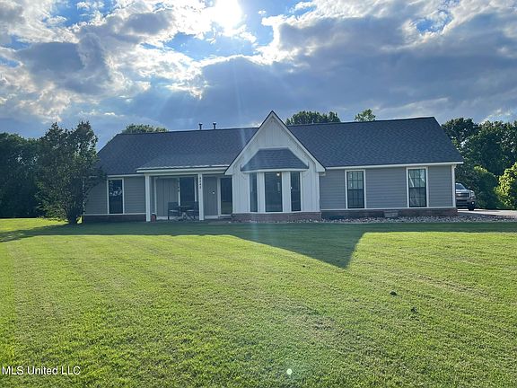 2nd image of 4245 Rollin Oaks Dr