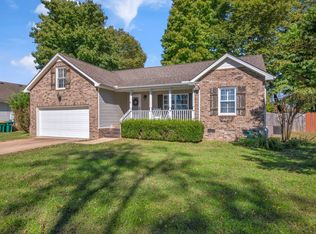 562 Maury Hill St, Spring Hill, TN 37174