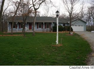 1630 Young Rd, Mechanicsburg, IL 62545