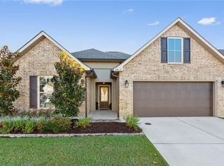2617 Sprig Dr, Marrero, LA 70072
