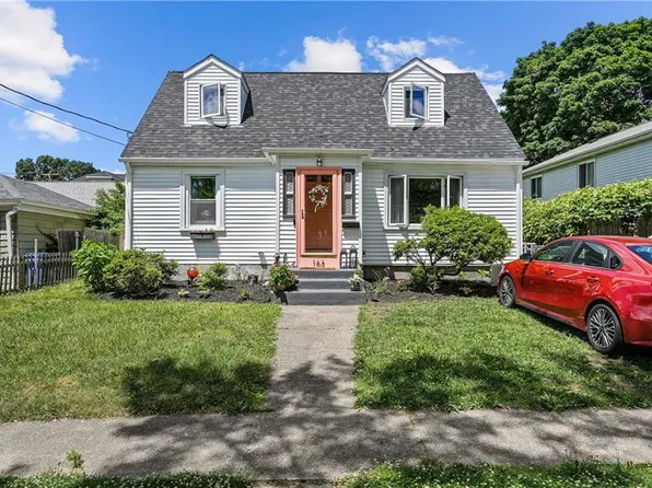 163 Magnolia St, Cranston, RI 02910