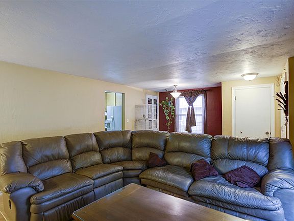 5th image of 1720 N 15th Ave