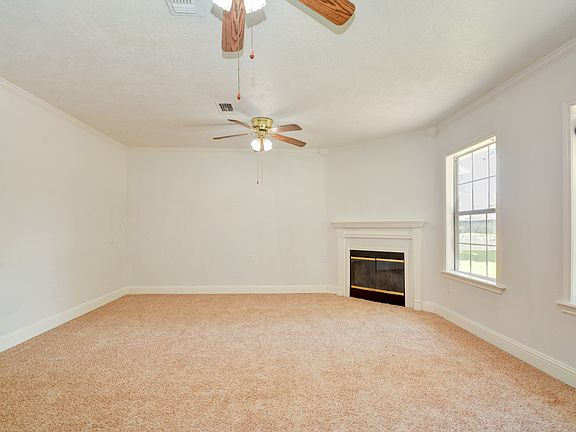 5th image of 511 N 35th St