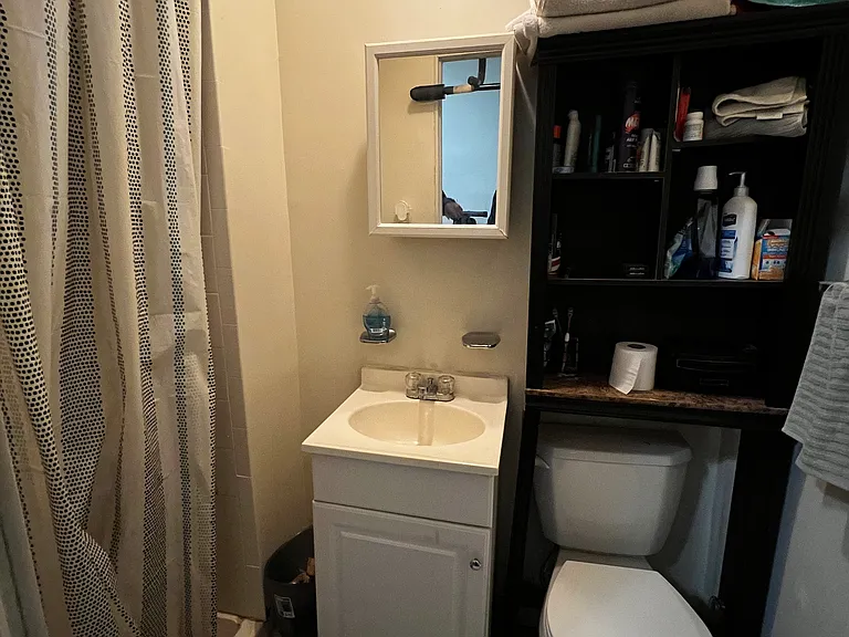 731 N 26th St #1R — Photo 5