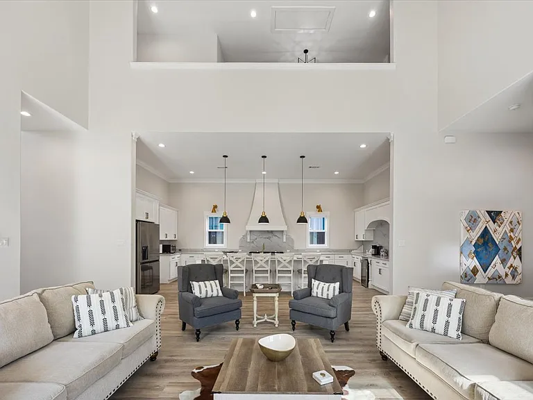2522 Park Row Ave — Photo 3