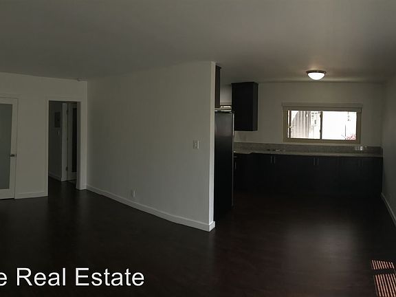3rd image of 1417 N Curson Ave APT 01