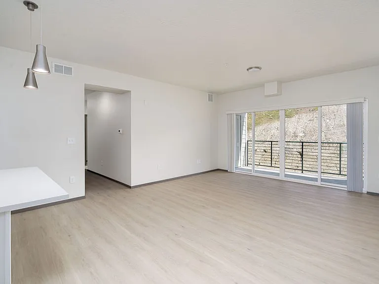The Vistas Apartments at Beacon Hill — Photo 84