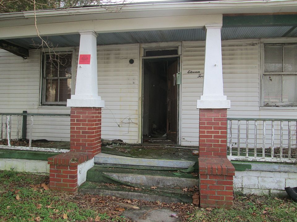 1st image of 1140 Willcox St