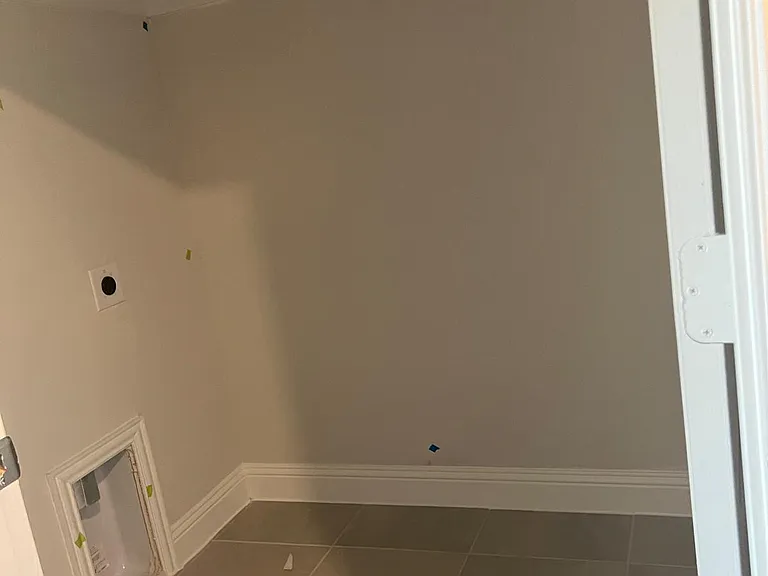 588 Hutchinson Ln — Photo 13