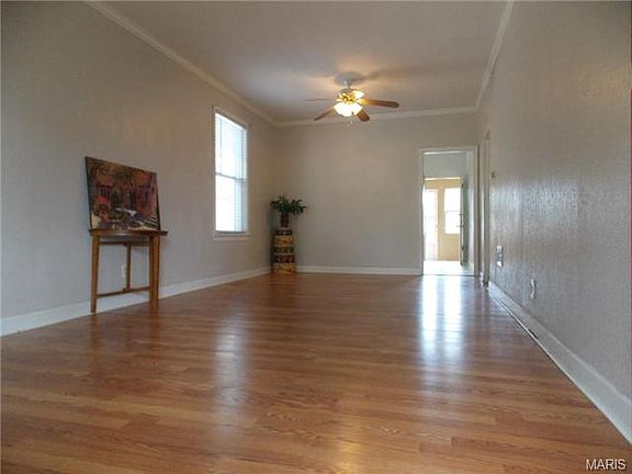 5th image of 5450 Elizabeth Ave