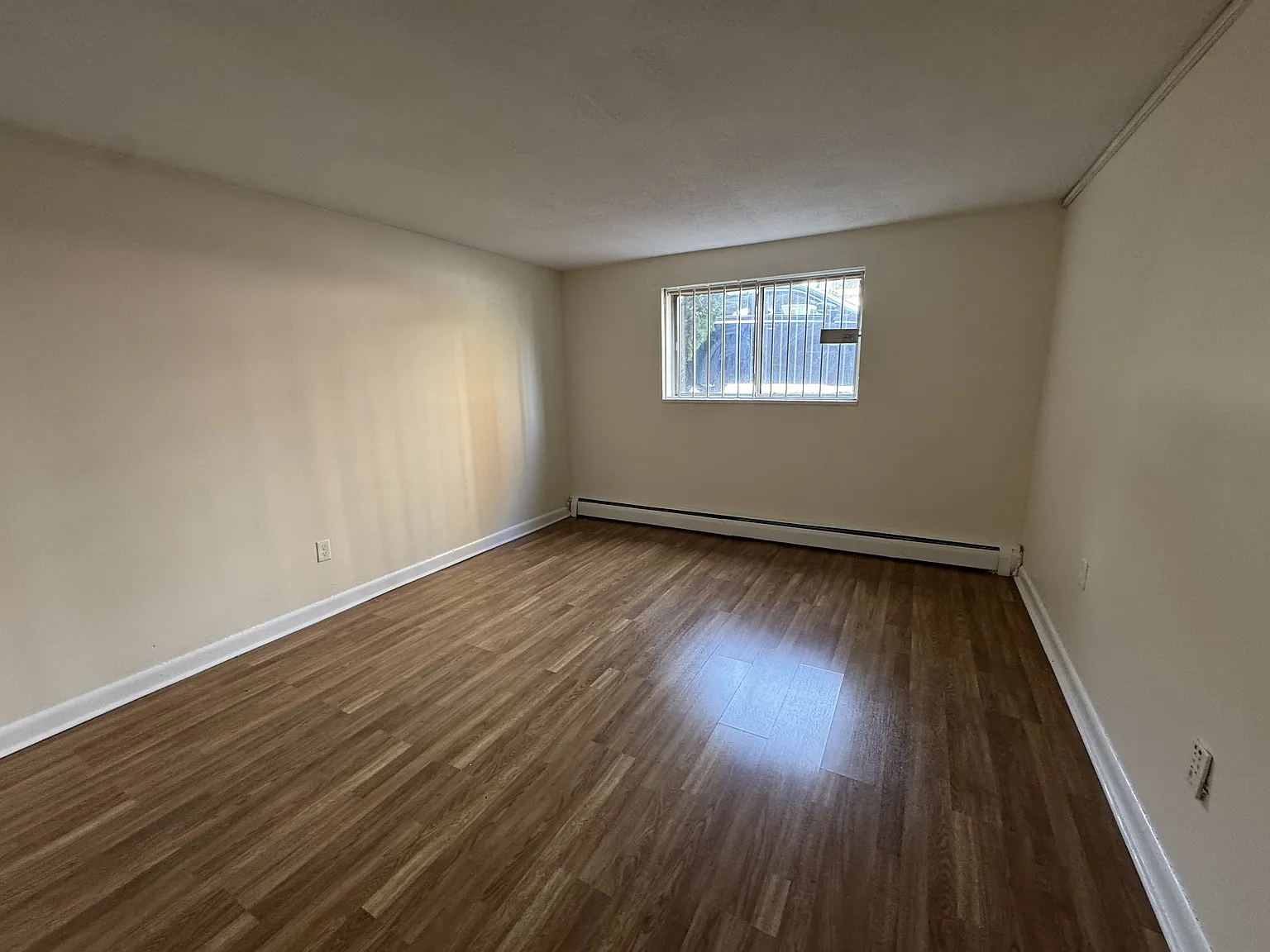 1 bed, $2,500 — Photo 4