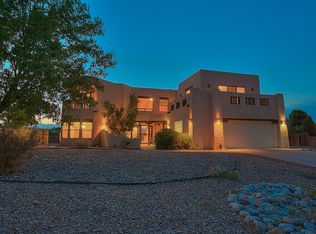 2592 Sandia Loop SE, Rio Rancho, NM 87144