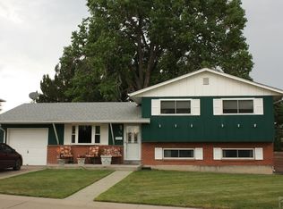 52 Glenmore Rd, Pueblo, CO 81001