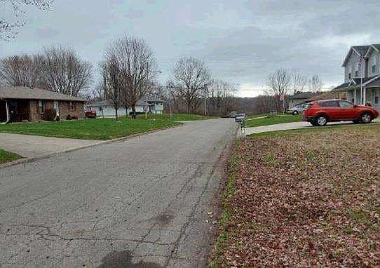 4th image of 3517 River Park Dr