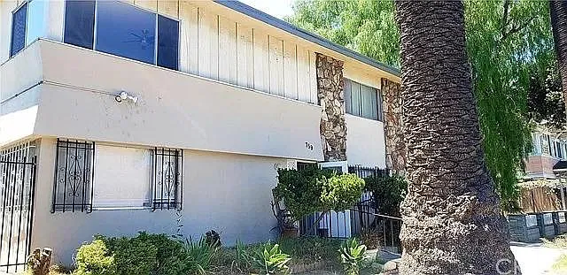 1 bed, 605 sqft, $1,700 — Photo 2