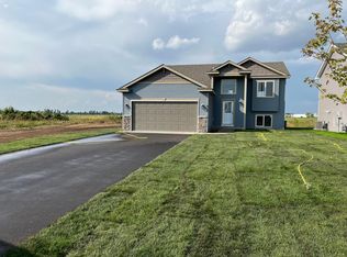 8190 Whitetail Ln, Clear Lake, MN 55319