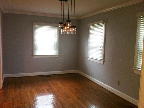 3rd image of 3406 Arlington Blvd