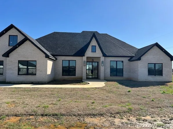 219 Bull Run Run, Calera, OK 74730