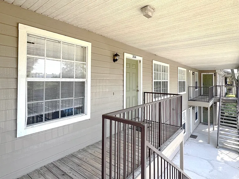 164 Reserve Cir #204-1-1 — Photo 2