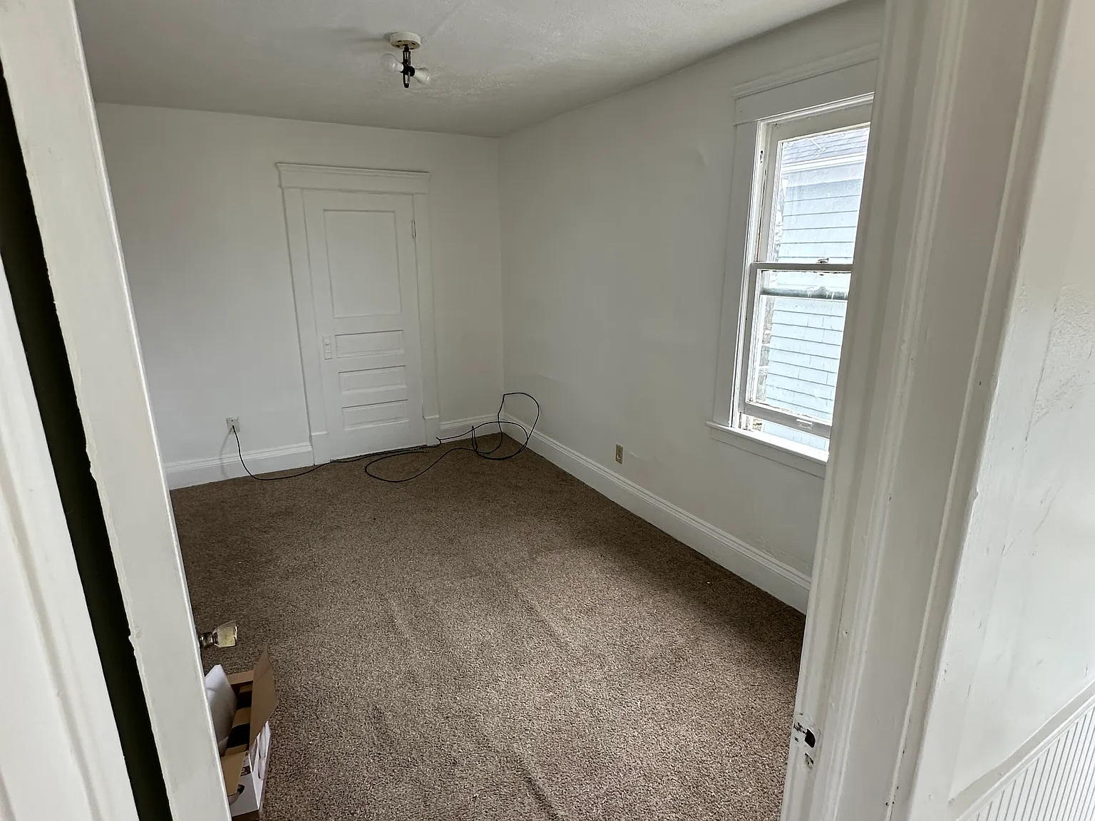 3 bed, 1076 sqft, $1,100 — Photo 4
