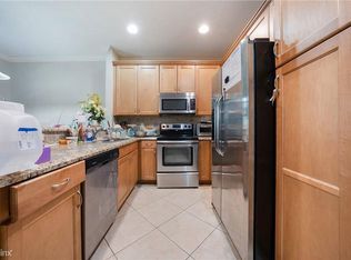 10847 NW 74th Dr, Pompano Beach, FL 33076