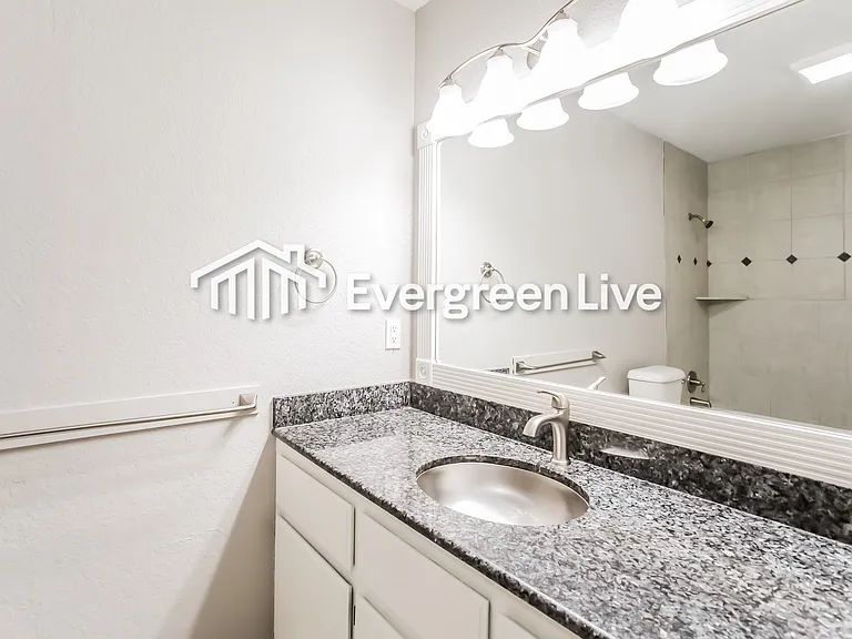 2837 Green Canyon Dr — Photo 10