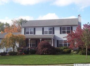 332 Mackenzie Dr, Jackson, NJ
