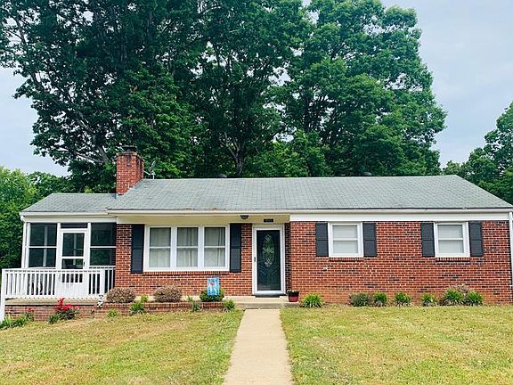 2nd image of 150 River Oak Dr