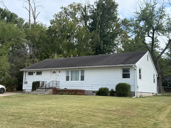 1145 E Walnut St, Carbondale, IL 62901