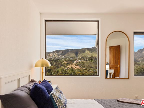 5th image of 29221 Heathercliff Rd APT 13