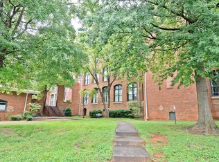 201 S Hoskins Rd APT 111, Charlotte, NC 28208