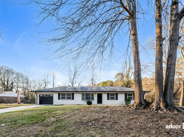 2522 Montezuma Cir, Ellenwood, GA 30294