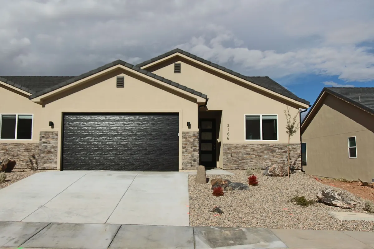 Building Photo - 2182 W 380 S