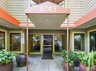 8745 Greenwood Ave N APT 209, Seattle, WA