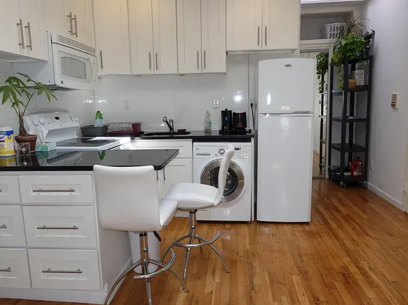 356 1st St APT 4F, Hoboken, NJ 07030