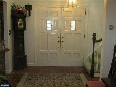 5th image of 2839 E Oakland Dr