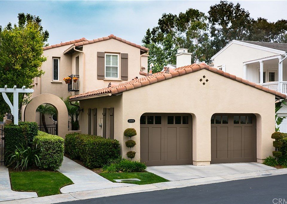 1st image of 26909 Augusta Pl