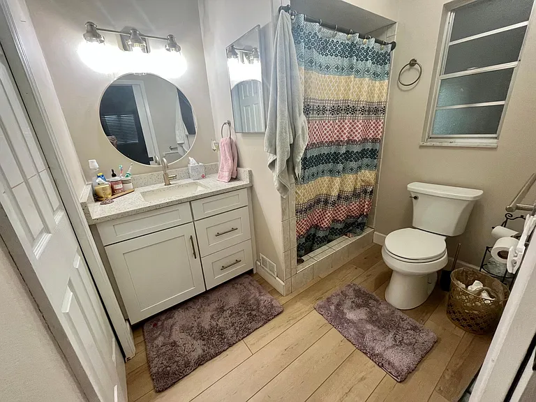 310 Dorchester Dr — Photo 3